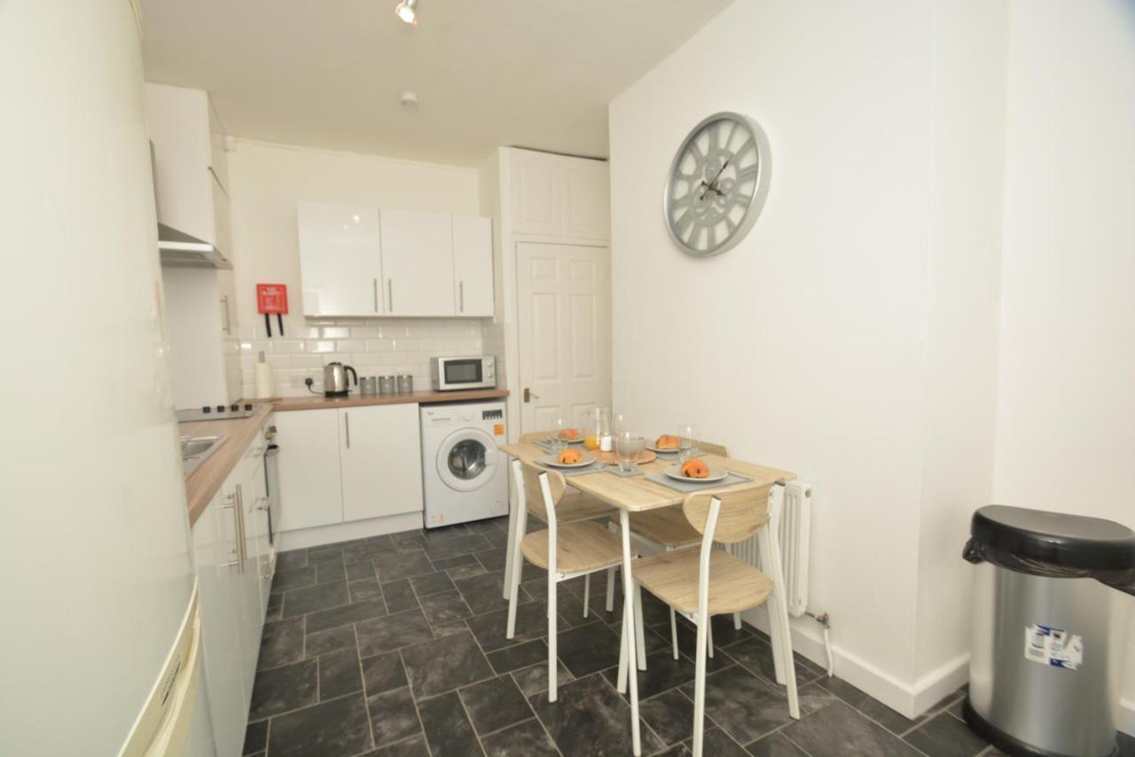Spacious And Homely 2 Bedroom Flat - Suitelivin Gateshead Exterior foto