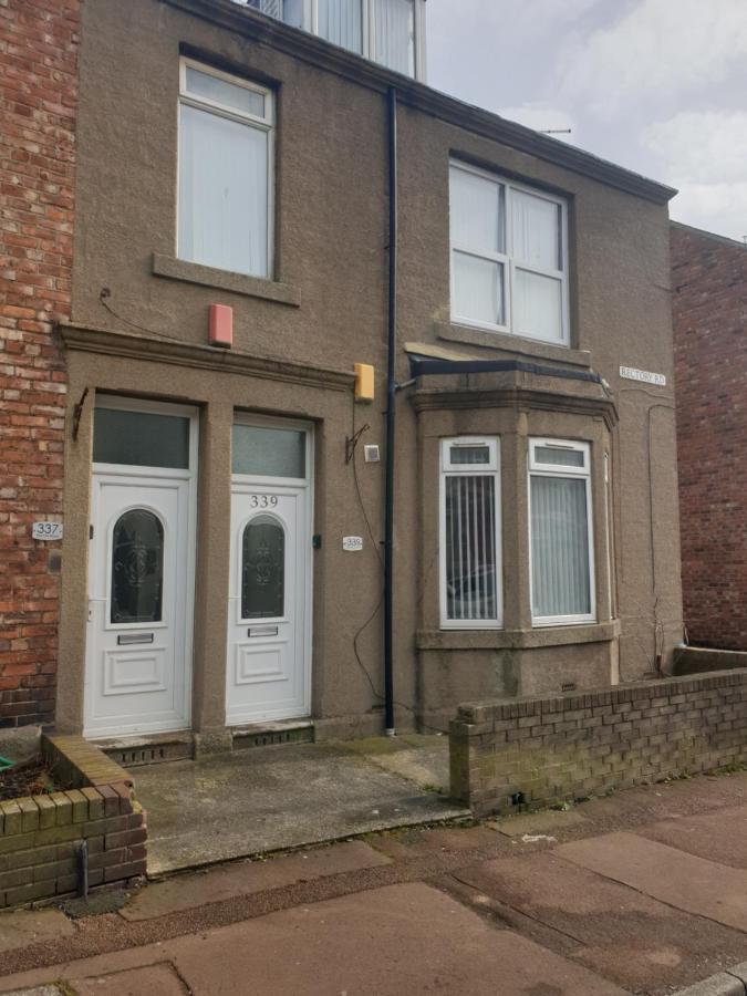 Spacious And Homely 2 Bedroom Flat - Suitelivin Gateshead Exterior foto